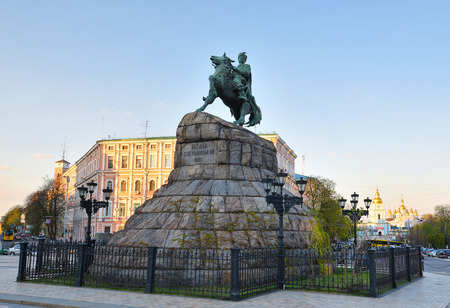 Bronze monument to Bogdan Khmelnytsky Kiev Ukraineの写真素材