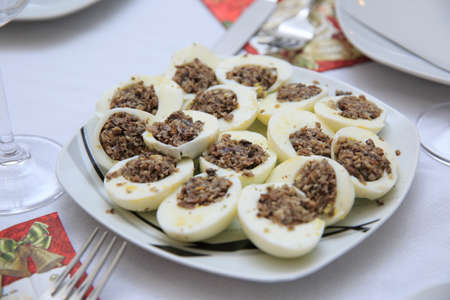 Eggs stuffed with mushrooms