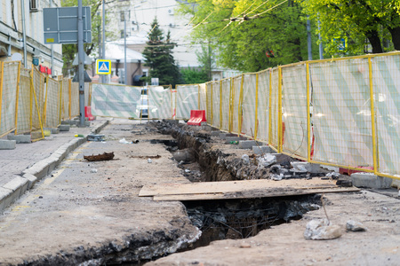 repair of the pipeline in cityの写真素材