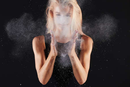 beautiful sport girl with magnesia powder.powerliftingの写真素材