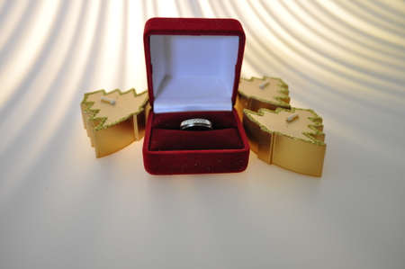 How many for engagement in a red velvet box