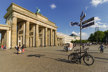 BERLIN, GERMANY - MAY 25, 2018. View of the Brandenburg gate from West Berlin.のeditorial素材