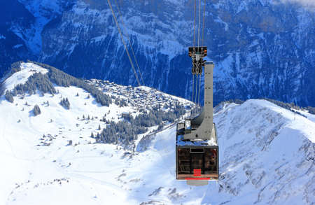 Cable car to the summit of the Schilthorn. Bernese Alps of Switzerland, Europe.のeditorial素材
