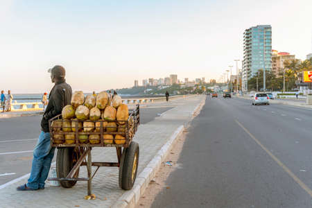Maputo, Mozambique - May 13,2019: Cart full of coconuts by the street on Costa do Sol in Mapouto, Mozambiqueのeditorial素材