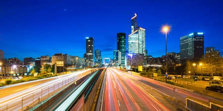 business district architecture in parisの写真素材