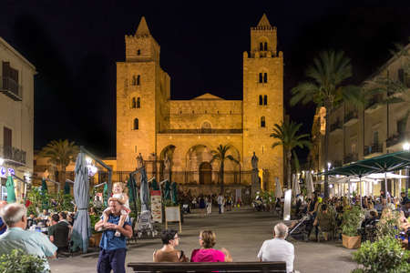 August 24, 2017 - Cefalu Sicily - Italy: View of the square of Cefalu by night. Cathedral in the backgrounのeditorial素材