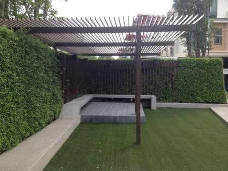 Modern gazebo in the parkの素材