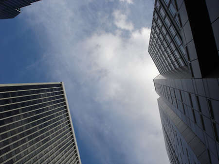 Squeezed Clouds between Skyscrapers