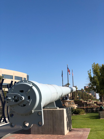 PHOENIX, AZ, USA - DECEMBER 15, 2017: World War II restored massive 16-inch gun barrel from USS Missouri at Wesley Bolin Memorial Plaza in Phoenix downtown, Arizonaのeditorial素材