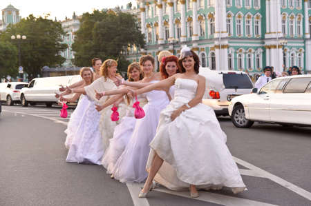 Action Â«Run-away brides of CosmopolitanÂ» â a flashmob of long-distance scale which was spent the seventh year.  Russia, St. Petersburgのeditorial素材