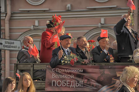 The parade of veterans of World War II on the Nevsky Prospect, St  Petersburg, Russia, May 9, 2013 のeditorial素材
