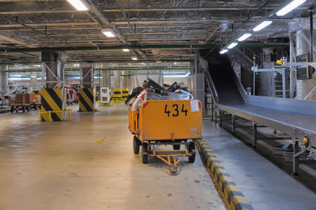 Service delivery and accounting luggage at the airport, Russia.のeditorial素材