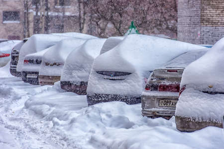 Drifts along a road in winter, St. Petersburg, Russia.のeditorial素材