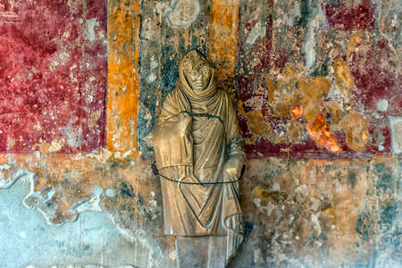 Italy, Pompeii 01/02/2018 Painting in a house of Pompeii, an ancient Roman town destroyed by the volcano Vesuvius .のeditorial素材