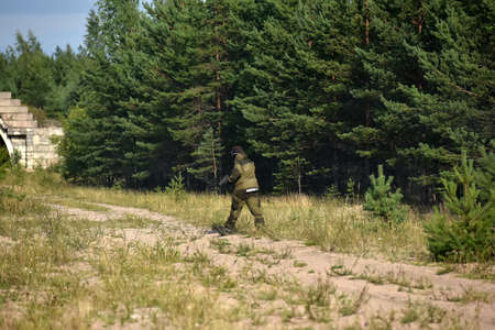 St. Petersburg, RUSSIA 19,08,2017 Open-air paintball tournament at the end of summer in nature, People in camouflage, with paintball guns and masksのeditorial素材