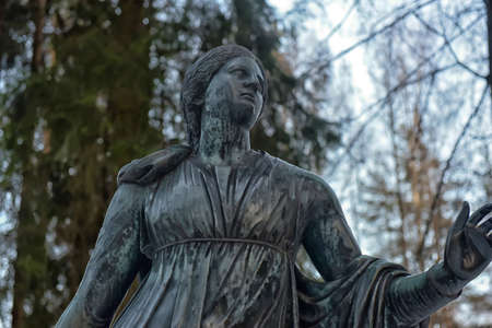 Russia, Pavlovsk, 31,03,2018 sculptures of the dying children Niobe, performed according to the originals of the Greek sculptor Scopas in PawsÅawski Parkのeditorial素材
