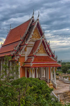 RATCHABURI, THAILAND -  28,08,2018  Wat Khao Chong Pran Temple for people pray to buddha and look Hundred Million Bats from Khao Chong Pran Cave  Ratchaburi, Thailand.のeditorial素材
