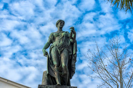 Russia, Tsarskoye Selo 17,10,2018  Tsarskoe Selo (Pushkin). Antique bronze statue of the goddess of Flora established about Cameron Gallery in Catherine's park.のeditorial素材