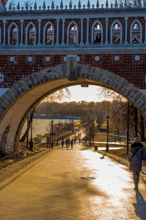 Russia, Moscow 05.04,2019 sunset, and the Figure bridge in Tsaritsynoのeditorial素材