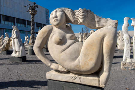 Moscow, RUSSIA  05.04.2019  Muzeon Art Park (Fallen Monument Park) Sculpture of woman with long hairのeditorial素材