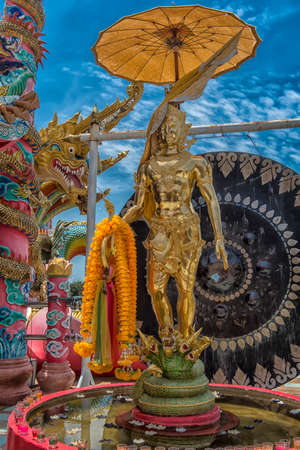 Thailand, Chachoengsao 16,08,2019 At Wat Saman Rattanaram in Chachoengsao, there is a giant Reclining Ganesha which is said to be the biggest in Thailandのeditorial素材