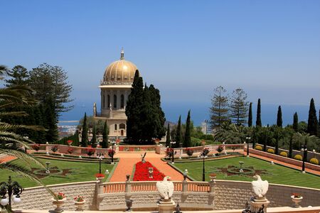 Haifa, Israel - 12 May, 2012: View of Bahai gardens and the Shrine of the Bab on mount Carmelのeditorial素材