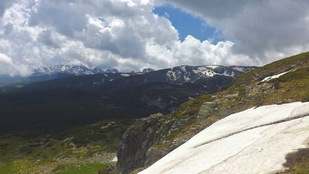 Snow hill that descends scaleの写真素材