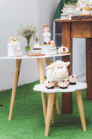 birthday decoration, cookies, sweets, cake, chocolate, cupcake, snacks, flowers, religion conceptの写真素材