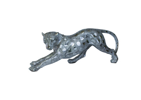 statuette leopard isolated on a white backgroundの写真素材