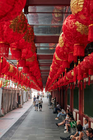 Decorations for the Chinese New Year. 01/19/2019 Chinatown, Singaporeのeditorial素材