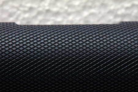 Finning on the metal body. comfortable grip. Metal round surface with longitudinal and transverse...