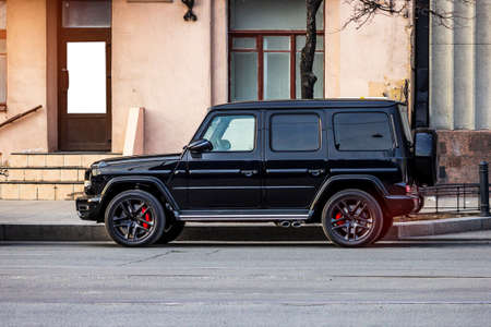 detailing service SUV black. toning protective film washing Dealerの写真素材