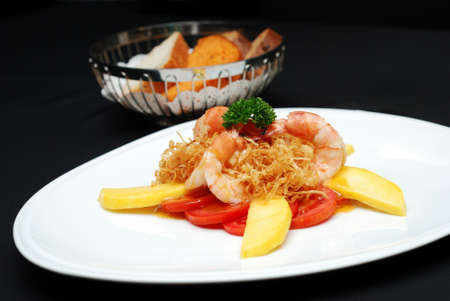 Cook Shrimp with Mango flesh and sauce, selective focusの写真素材