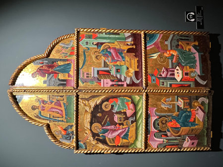 Exhibits of National Art Museum, of Medieval Art , Gothic style hallのeditorial素材