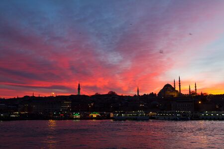Sunset over Eminonu, Istanbulの写真素材