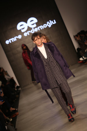 ISTANBUL, TURKEY - MARCH 17, 2015: Models showcase the latest creations by Emre Erdemoglu in Mercedes-Benz Fashion Week Istanbulのeditorial素材