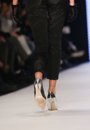 ISTANBUL, TURKEY - MARCH 18, 2016: A model showcases one of the latest creations of Ozlem Erkan in Mercedes-Benz Fashion Week Istanbulのeditorial素材