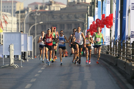 ISTANBUL, TURKEY - NOVEMBER 11, 2018: Athletes running in 40. Istanbul marathon which includes two continents in one race. Marathon starts on the Asian side and finishs in European side of Istanbul.のeditorial素材