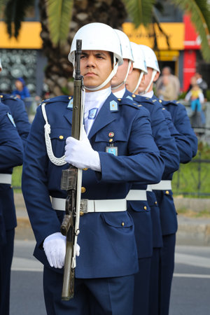 ISTANBUL, TURKEY - OCTOBER 29, 2019: Soldier Salute during 29 October Republic Day of Turkey parade in Vatan Avenueのeditorial素材