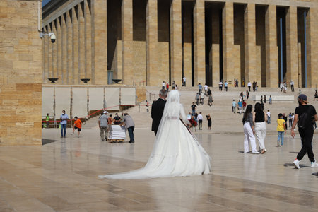 ANKARA, TURKEY - JULY 30, 2021: A bride and groom visit Anitkabir mausoleum of Mustafa Kemal Ataturkのeditorial素材
