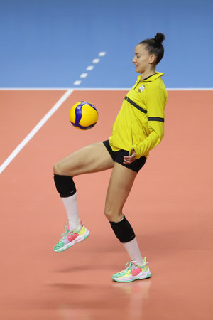 ISTANBUL, TURKEY - JANUARY 23, 2022: Gabriela Guimaraes warming up before Fenerbahce Opet vs Vakifbank Turkish Sultans League match in Burhan Felek Sport Hallのeditorial素材