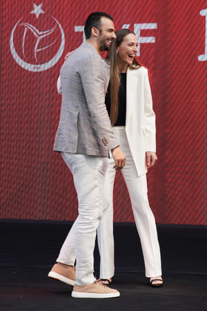ISTANBUL, TURKEY - MAY 28, 2022: Turkiye national volleyball teams captains Eda Erdem Dundar and Arslan Eksi in Media dinner of national teamsのeditorial素材
