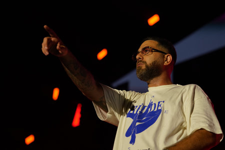 ISTANBUL, TURKIYE - AUGUST 14, 2022: Turkish singer Murda concert in Istanbul Festのeditorial素材