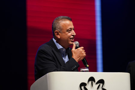 ISTANBUL, TURKIYE - SEPTEMBER 16, 2022: Atasehir mayor Battal Ilgezdi speaks at Atasehir Festのeditorial素材