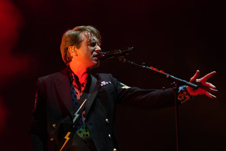 ISTANBUL, TURKIYE - SEPTEMBER 24, 2022: Franz Ferdinand Concert in Cheerz Festivalのeditorial素材