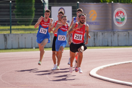 DENIZLI, TURKIYE - JULY 17, 2022: Athletes running during Balkan Athletics U20 Championships in Denizli Albayrak Athletics Trackのeditorial素材
