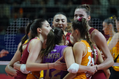 ISTANBUL, TURKIYE - DECEMBER 10, 2022: Galatasaray HDI Sigorta players celebrating score point during Vakifbank Turkish Sultans League match in Burhan Felek Sport Hallのeditorial素材