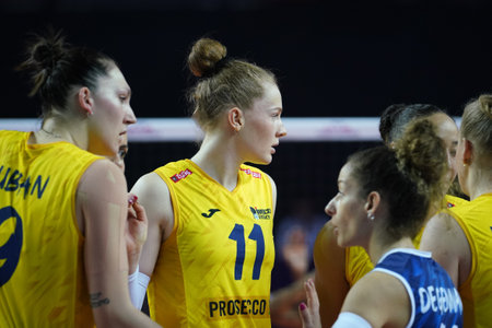 ANTALYA, TURKIYE - DECEMBER 17, 2022: Isabelle Haak in Imoco Volley Conegliano vs Gerdau Minas FIVB Volleyball Womens Club World Championship match in Antalya Sport Hallのeditorial素材