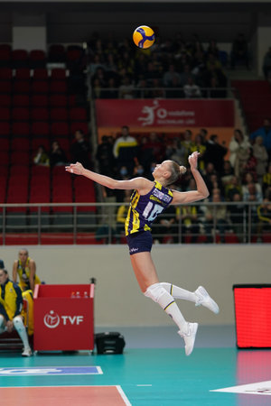 ISTANBUL, TURKIYE - FEBRUARY 04, 2024: Arina Fedorovtseva serves during Fenerbahce Opet vs Galatasaray Daikin Turkish Sultans League match in Burhan Felek Sport Hallのeditorial素材