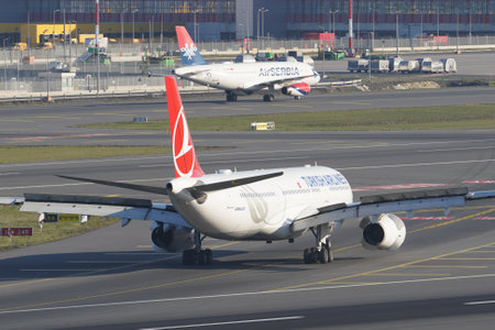 ISTANBUL, TURKIYE - NOVEMBER 05, 2022: Turkish Airlines Airbus A330-343X (1172) landing to Istanbul International Airportのeditorial素材